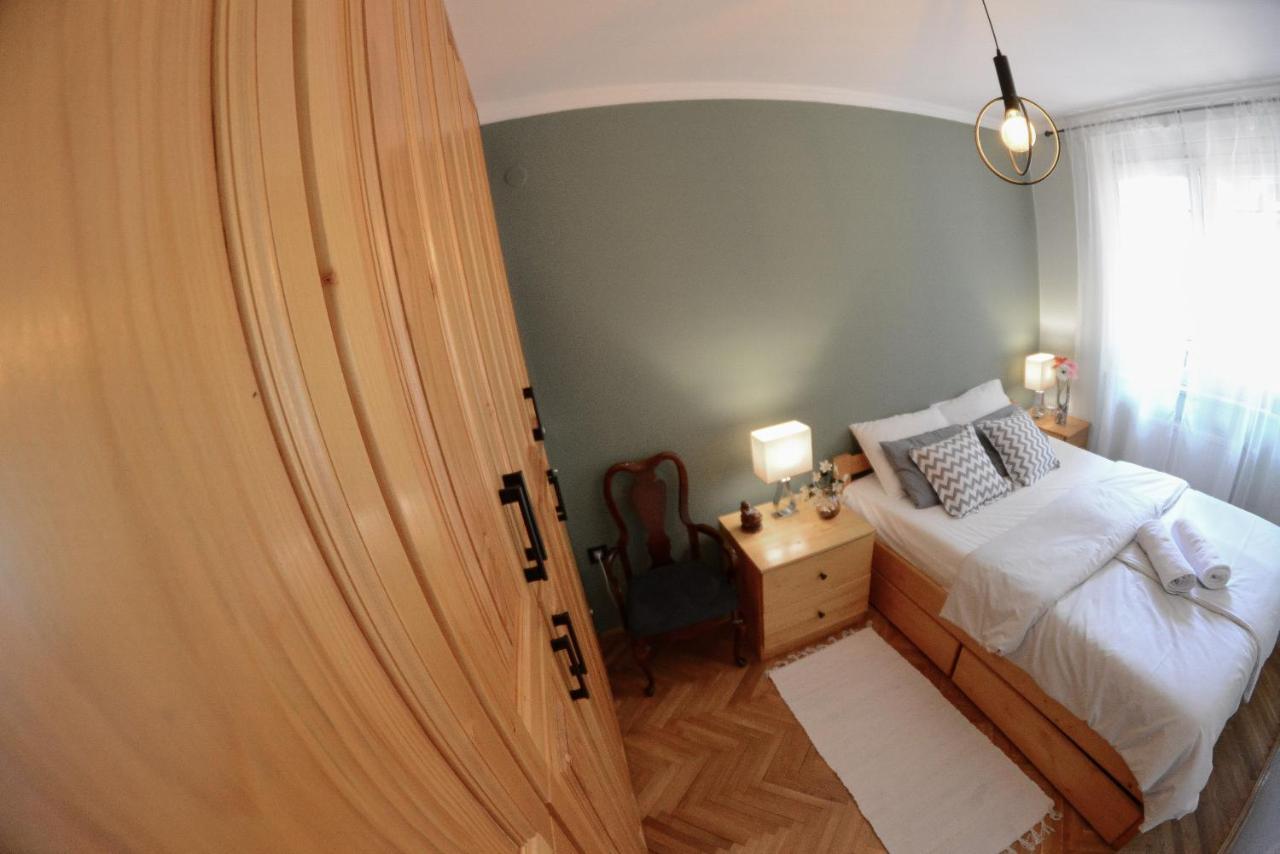 Apartment Dobraya Blue Novi Sad Exteriör bild