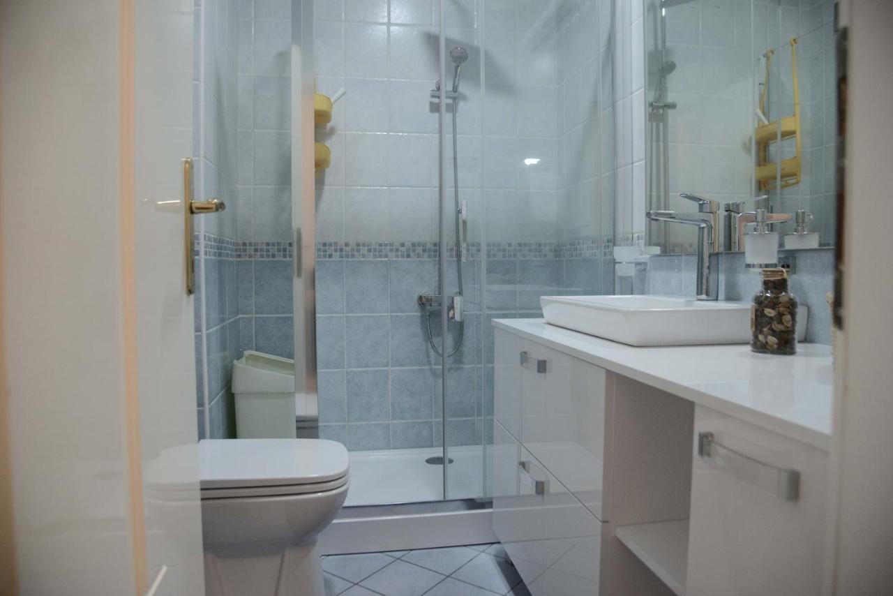 Apartment Dobraya Blue Novi Sad Exteriör bild