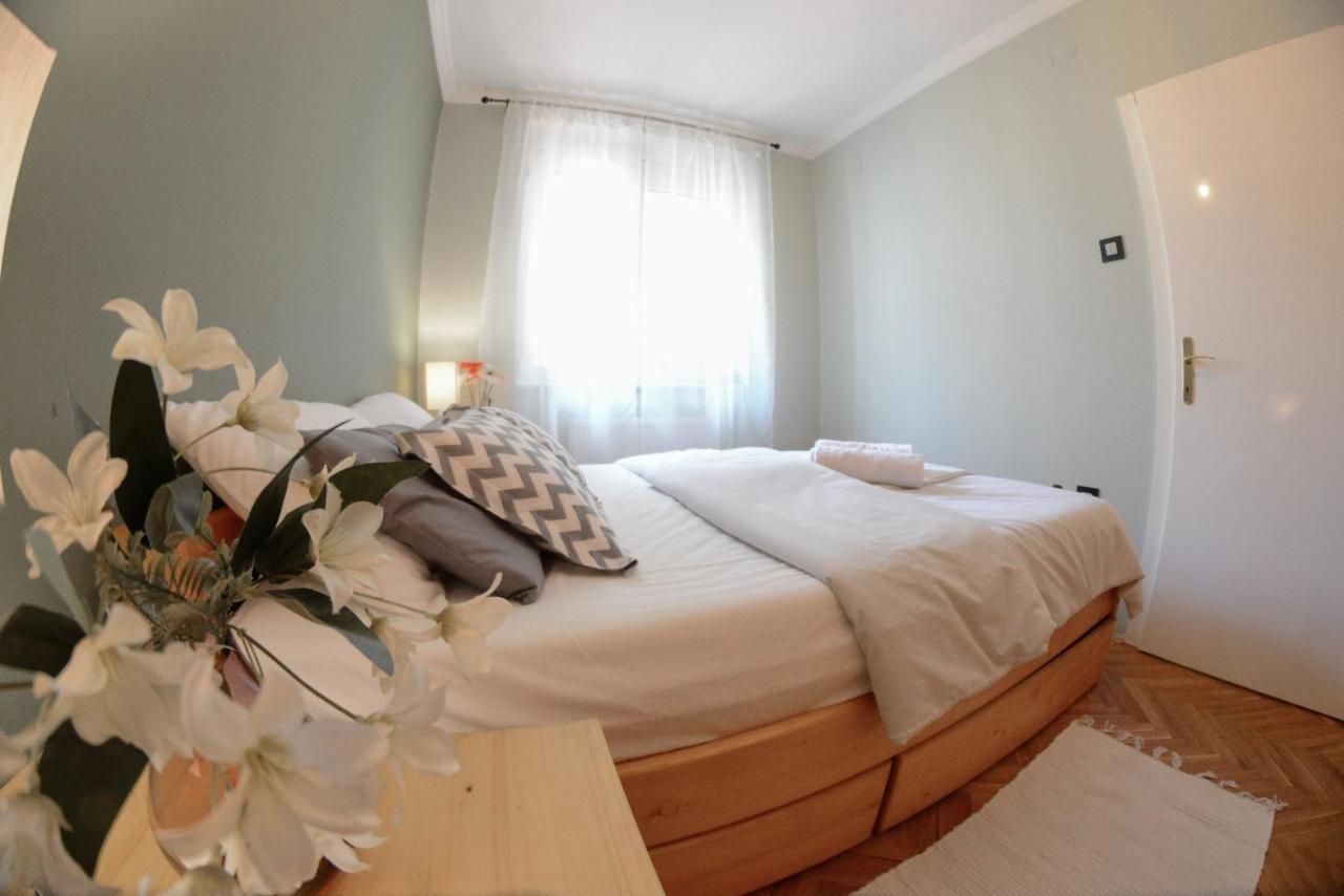 Apartment Dobraya Blue Novi Sad Exteriör bild