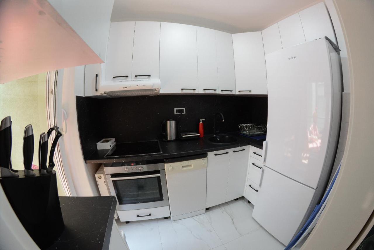 Apartment Dobraya Blue Novi Sad Exteriör bild
