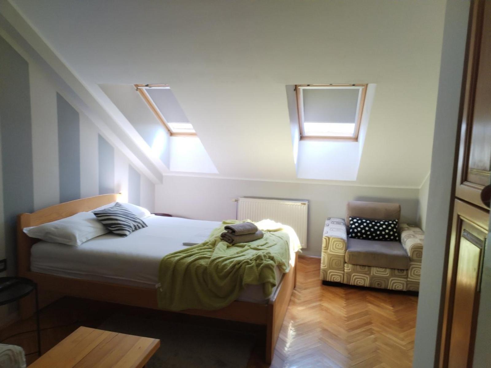 Apartment Dobraya Blue Novi Sad Exteriör bild